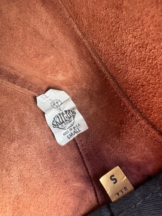 Henschel Western-style hat appears to be a suede leather model - Picture 6 of 8